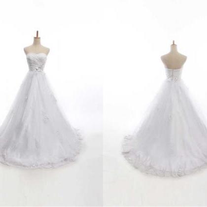 Elegant Sweetheart Ball Gown Wedding Wedding Dress..
