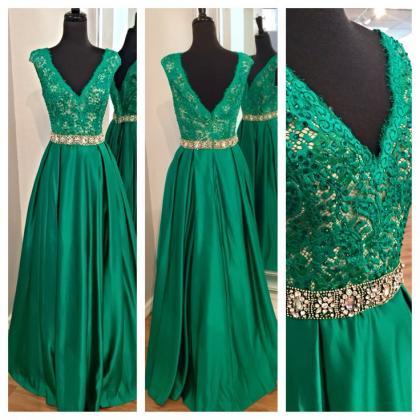 Green Lace Applique Prom Dress, V-neck Mopping The..